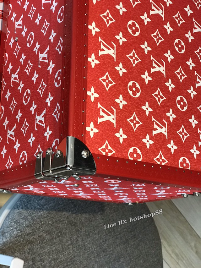 路易威登LOUIS VUITTON*Supermen聯名最新款滑板箱 LV明星同款旅行箱 gdx1082